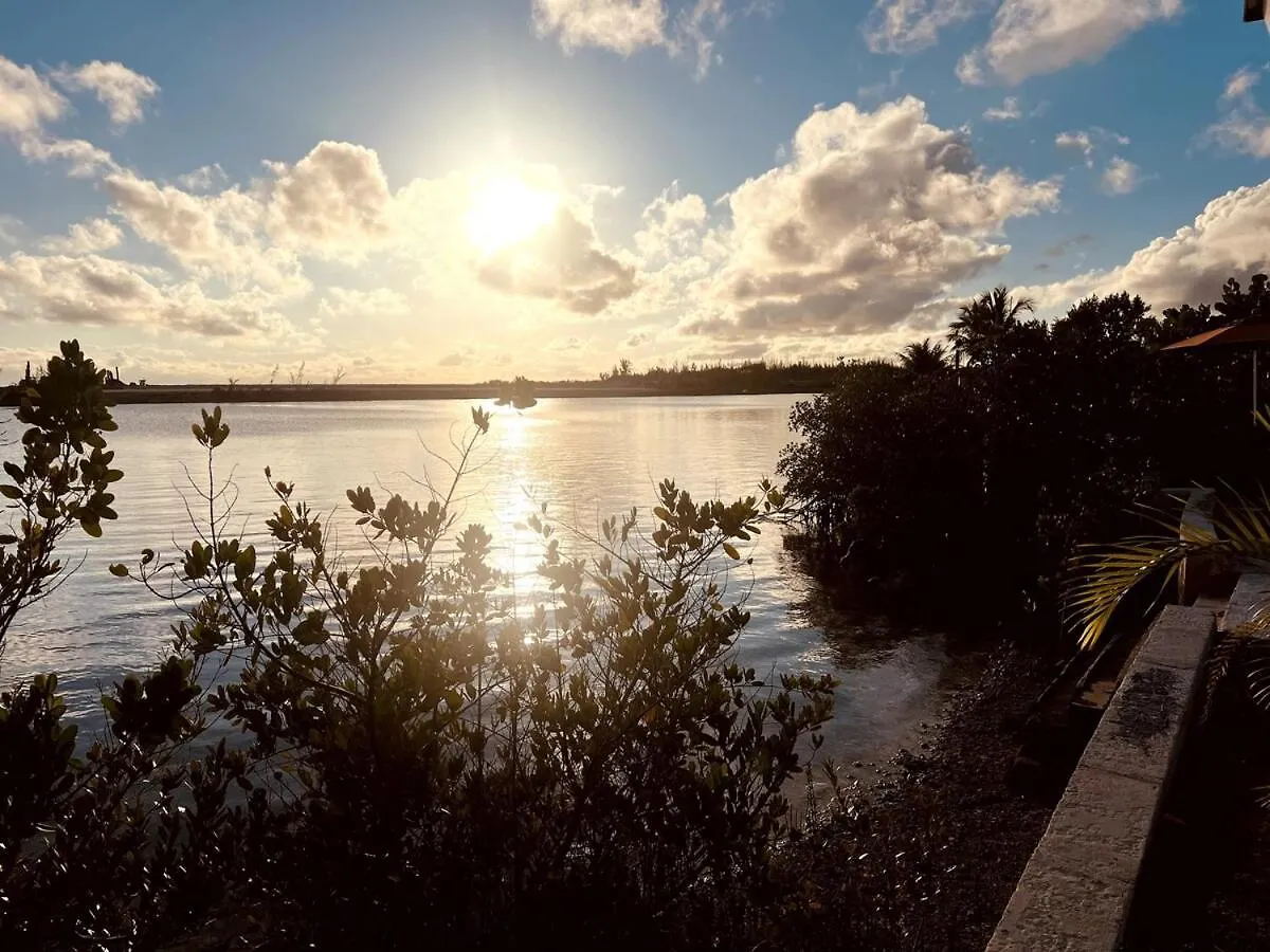 Tangerine Sunsets Solo Bay Villa Nassau Bahamas
